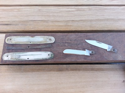 CASE 4257 Knife build_apart_pre restoration.jpg