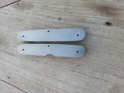 CASE 4257 Knife build_liners.jpg