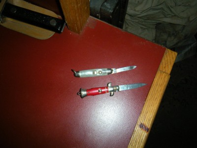 Imperial &amp; INOX Italy mini. Compare length to fixedblade handle in upper left.