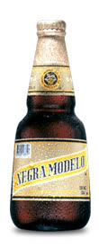 NegraModelo.jpg