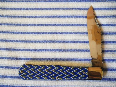 Colonial coke bottle fish knife.jpg