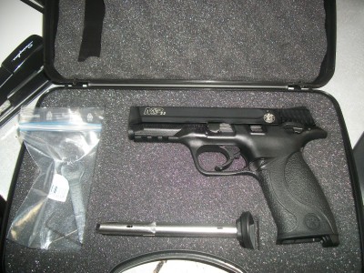 Smith & Wesson M&P 22LR.JPG