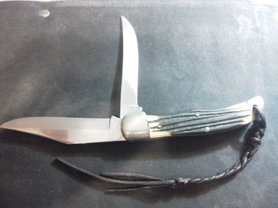 The leather has been there since I got the knife.