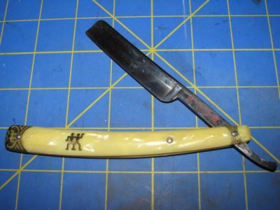 Razors&Stuff1 058.jpg