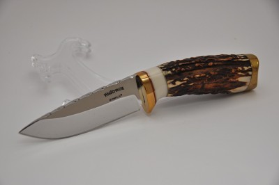 Stag Handle HunterS.jpg