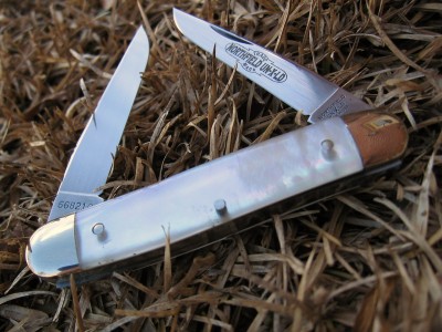 GEC #668210M White Pearl LG+.JPG