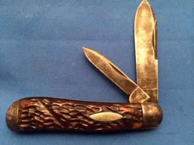 Terrier Cutlery Dog Leg 1.jpeg