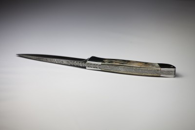 knife-3.jpg