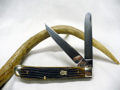 Queen DB 001M.jpg