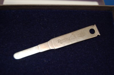 Original Remingtion knife pick
