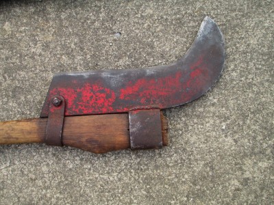 Bush axe head.jpg