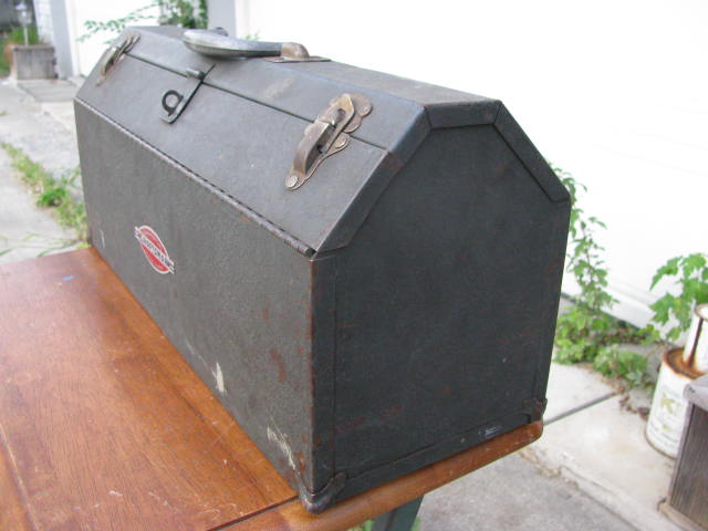 CBox003.jpg