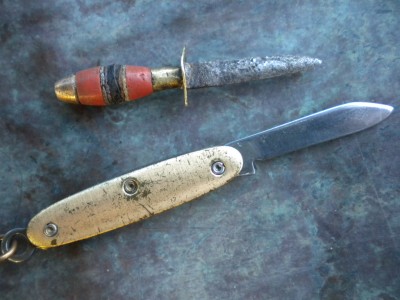 knives and ebay items aug 050.JPG