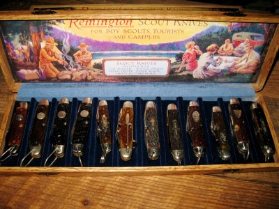 Display box copy with some official and some non-official scouts.....
