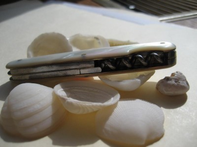Robert Klaas Kissing Crane pearl (1).JPG