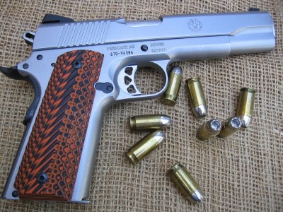 Custom Ruger LOK-GRIP SR1911.JPG