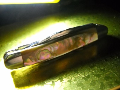 Colonial USA Abalone Pearl Stockman Knife 003.JPG