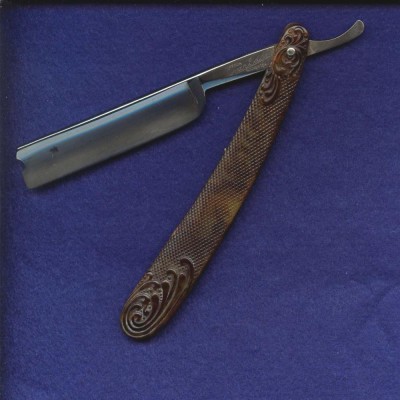 RobRazor10.JPG