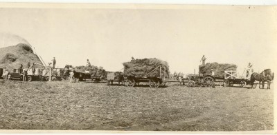 Meyer threshing crew about 1936.jpg
