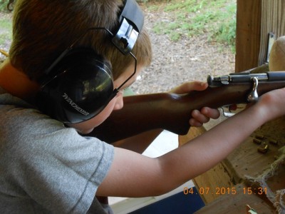 Learnin' to shoot left handed