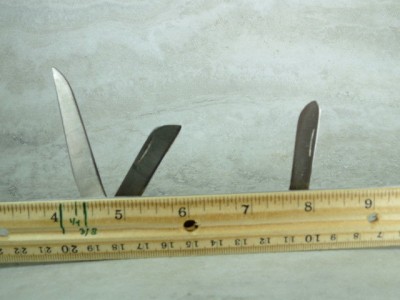 HOW TO MEASURE A FOLDING POCKET KNIFE.jpg