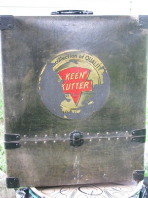 KeenKutterBox 002.jpg