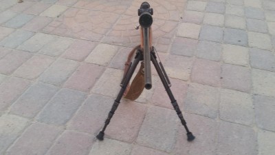 Harris 25CS Bipod_13 to 27 inches_front view with cant leveling locked.jpg