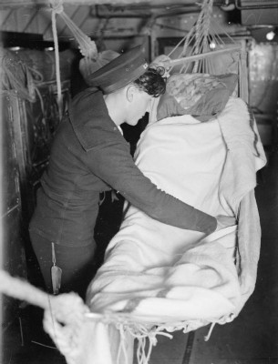 Rope knife in service HMS Rodney.jpg