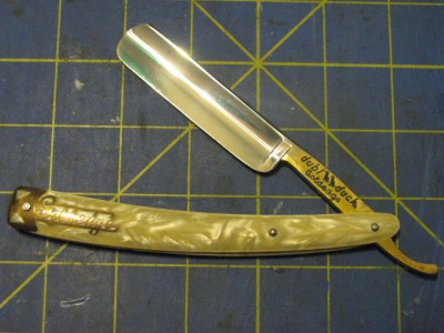 RazorStuffMachinistsBox3 016.jpg