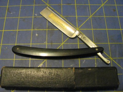 RazorStuffMachinistsBox3 253.jpg