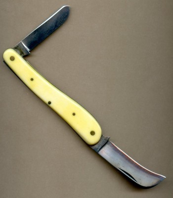 Schrade Cut shadow French ivory240.jpg