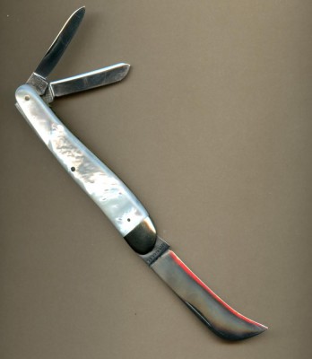 Clements pearl farmers whittler782.jpg