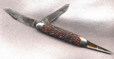 Wester Bros Cattle Knife Pile Side.jpg