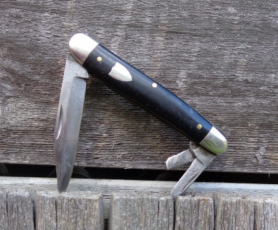 Schrade.jpg