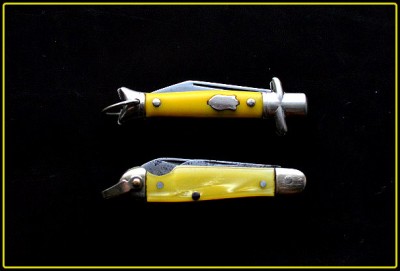 Colonial keychain knives1 X.jpg