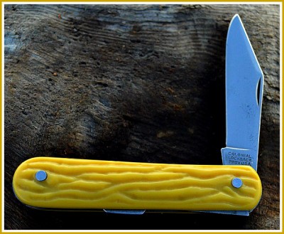 Colonial Yellow Lockback 1 X.jpg