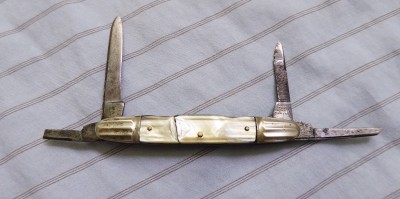 Marsh Bros & Co's Celebrated Cutlery 3.JPG