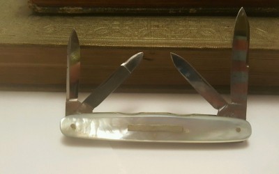 Empire 4 Blade pearl whittler.jpg