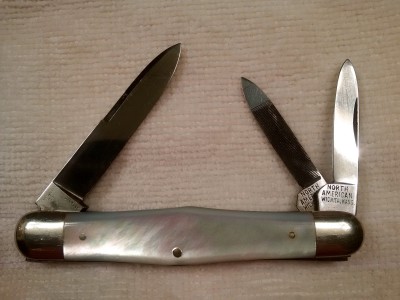 North American Wichita Kan whittler, pile side