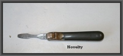 novelty gravity_zpslrx43dub.jpg