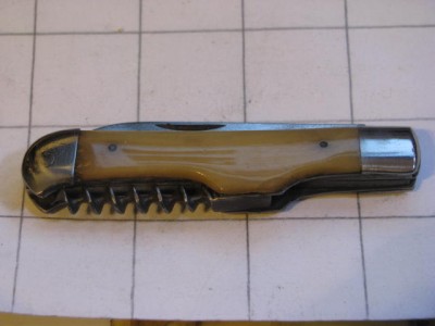 UnreadableSwedishKnife1 001.jpg