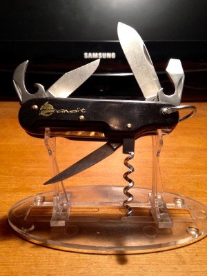 6 blade camp knife