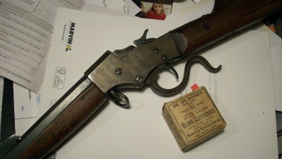 Winchester 32 blanks and Stevens rifle 001.JPG