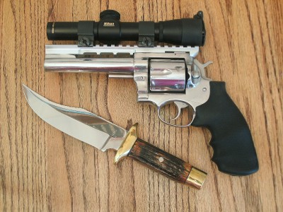 RUGER REDHAWK 45LC - HERMAN WILLIAMS BOWIE.JPG