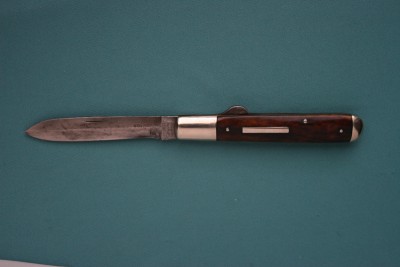 henrysearslockback1.jpg