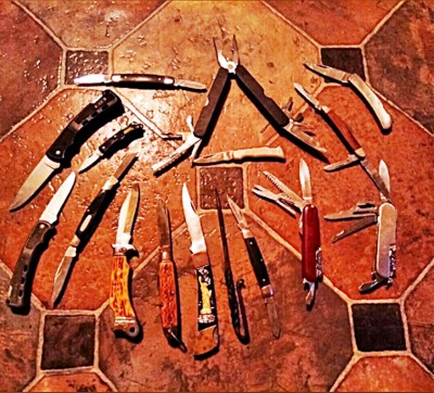 Knife Lot.jpg