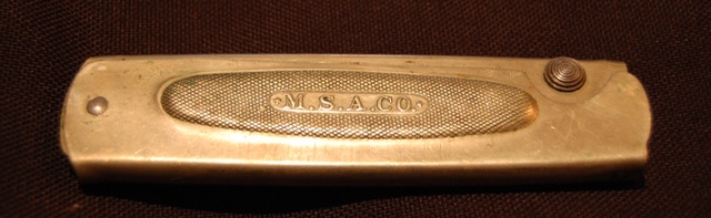 rons knife side 1.JPG