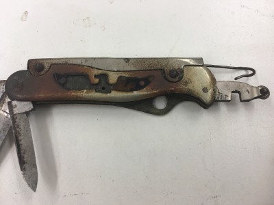 Pocket Knife (04).jpg
