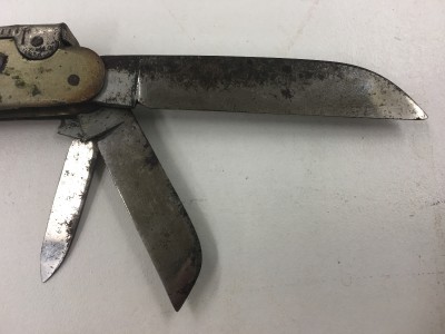 Pocket Knife (06).jpg