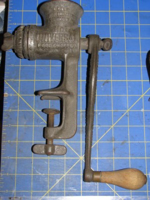 LF&CNo.1UniversalFoodChopper-$5 001.jpg